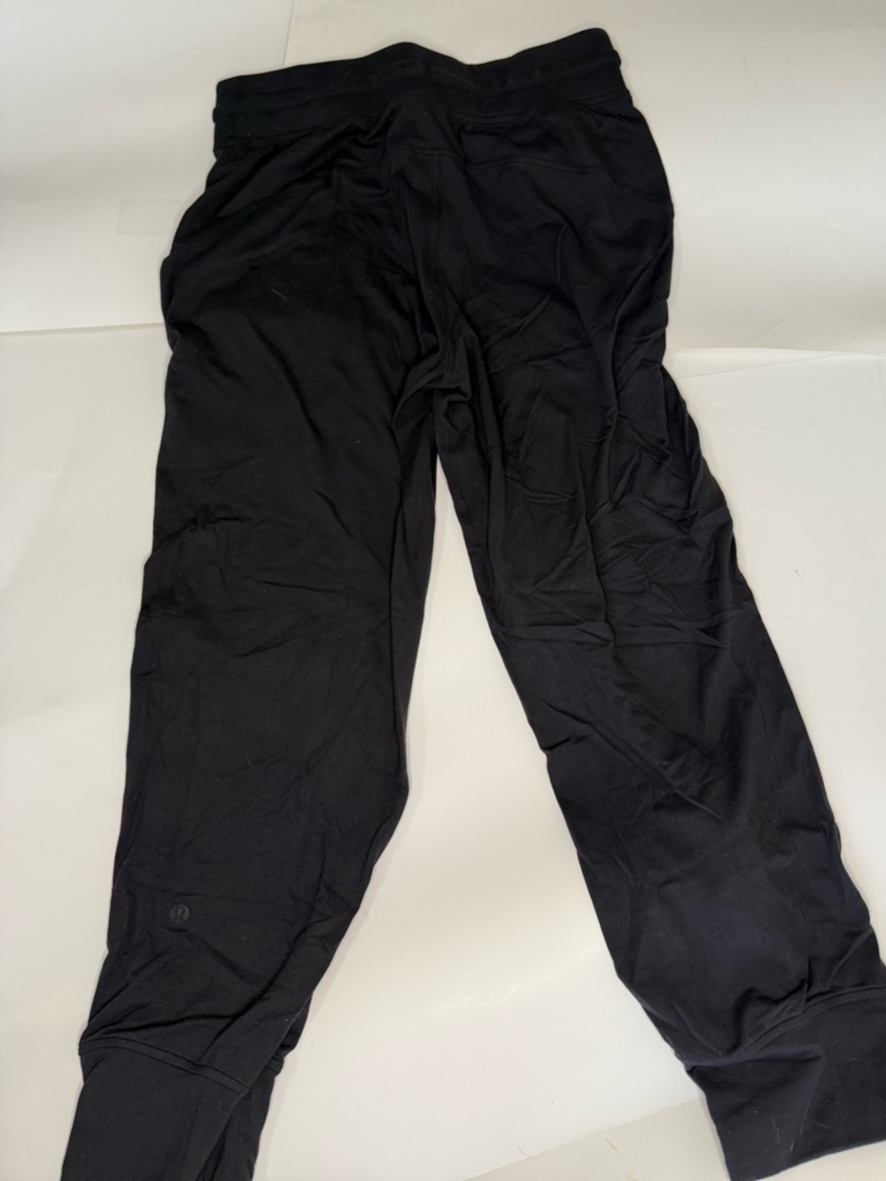 BUNDLE: Lululemon, tank, crop joggers, size 6. - Picture 5 of 8